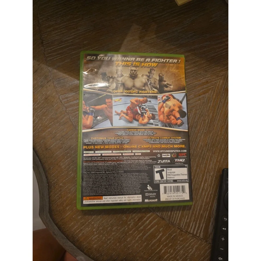 UFC Undisputed 2010 (Microsoft Xbox 360, 2010) Complete With Manual